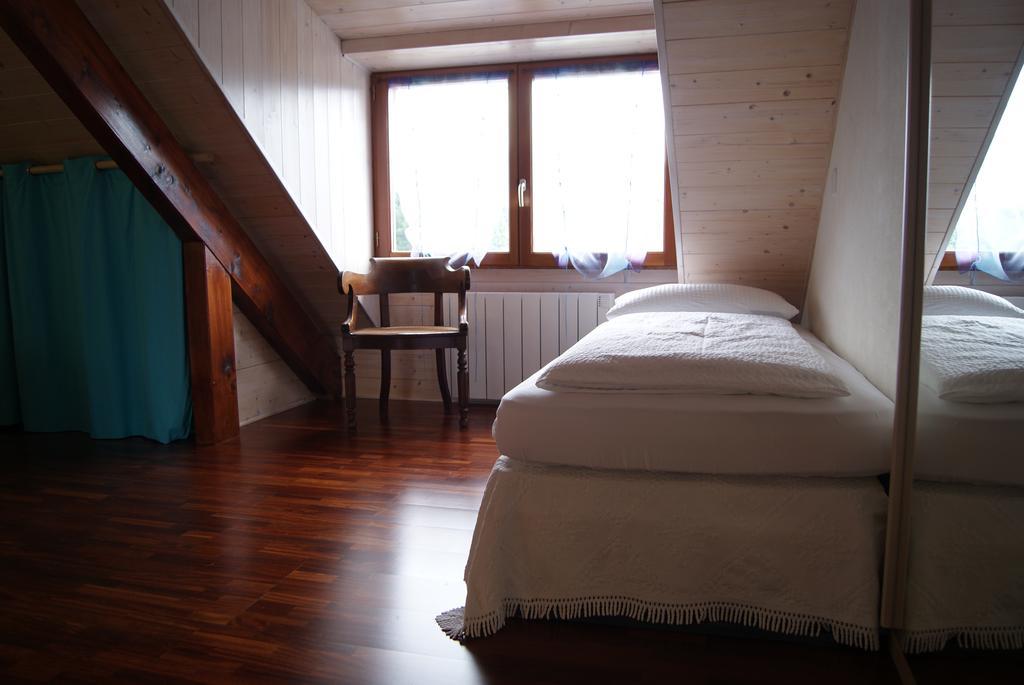 B&B Le Sourire Du Lac 세브리에 외부 사진